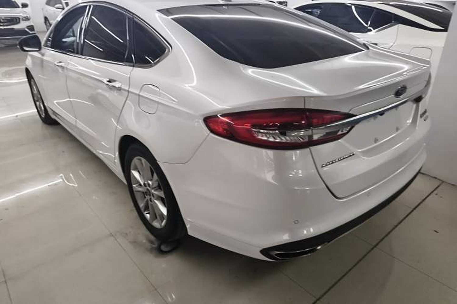 Used Ford Mondeo 2017 EcoBoost 200 Stylish Model Exterior 2