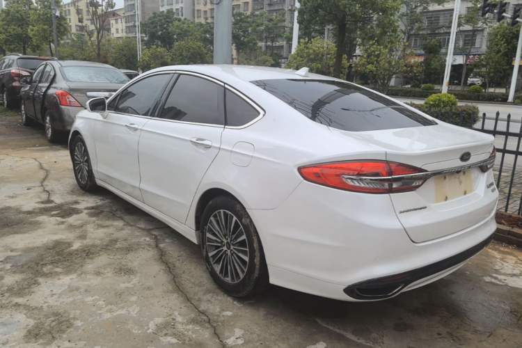 Used Ford Mondeo 2017 EcoBoost 200 Luxury Model Exterior 2