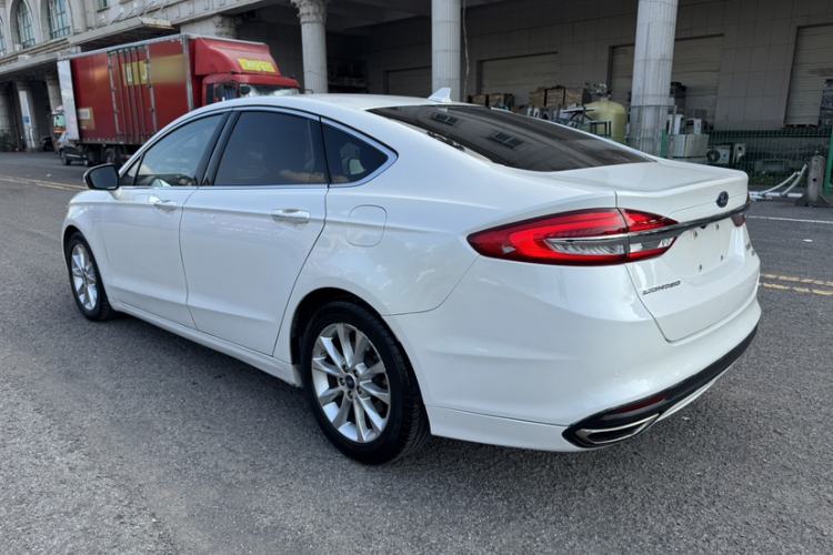 Used Ford Mondeo 2017 EcoBoost 180 Stylish Model Exterior 3