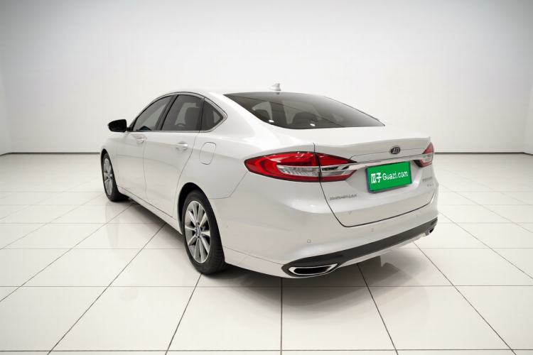 Used Ford Mondeo 2017 EcoBoost 180 Stylish Model Exterior 3