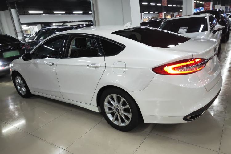 Used Ford Mondeo 2017 EcoBoost 180 Stylish Model Exterior 3