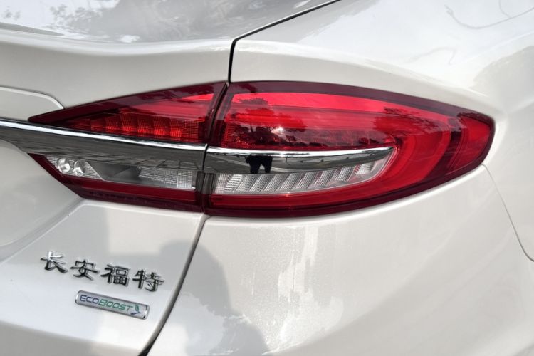 Used Ford Mondeo 2017 Facelifted EcoBoost 180 Fashion Edition Exterior 3
