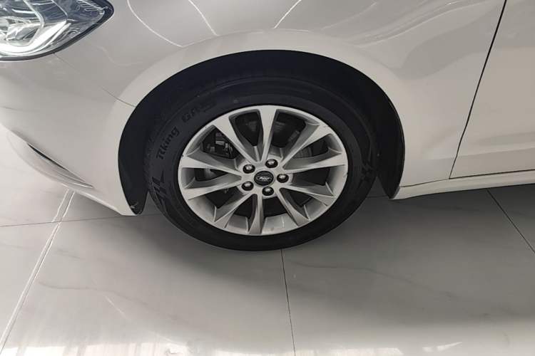 Used Ford Mondeo 2017 EcoBoost 180 Stylish Model Exterior 4