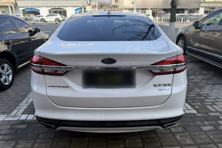 Used Ford Mondeo 2017 EcoBoost 180 Luxury Model Exterior 4