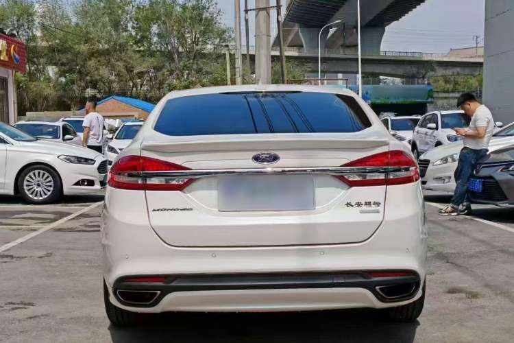 Used Ford Mondeo 2017 EcoBoost 180 Stylish Model Exterior 4