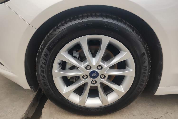 Used Ford Mondeo 2017 EcoBoost 180 Stylish Model Exterior 4
