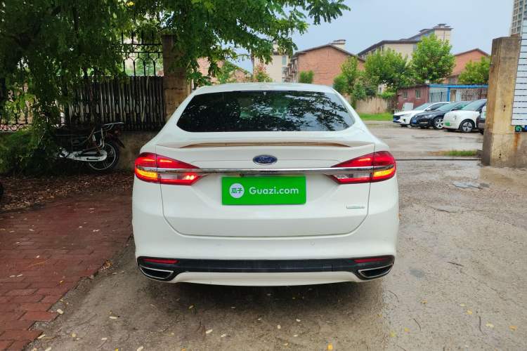 Used Ford Mondeo 2017 EcoBoost 180 Stylish Model Exterior 4