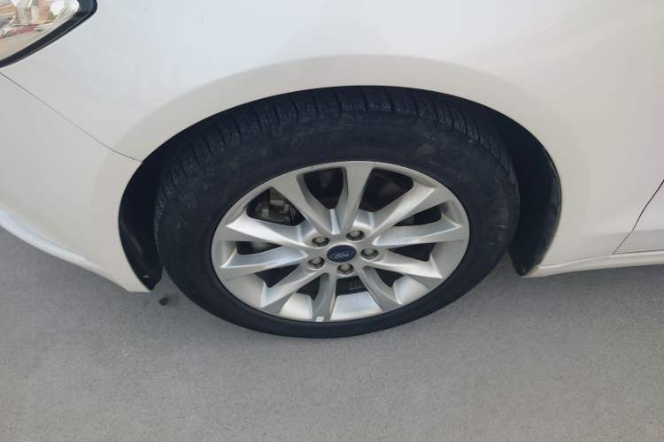 Used Ford Mondeo 2017 EcoBoost 200 Stylish Model Exterior 4