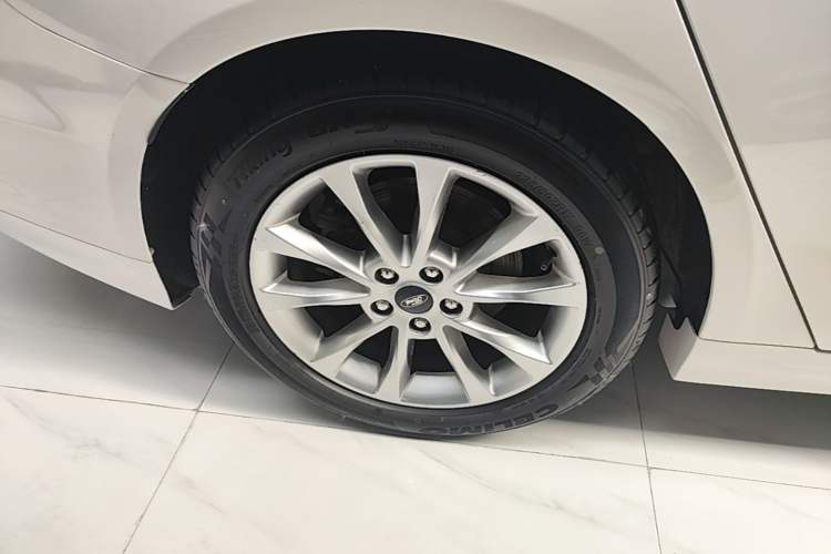 Used Ford Mondeo 2017 EcoBoost 180 Stylish Model Exterior 5