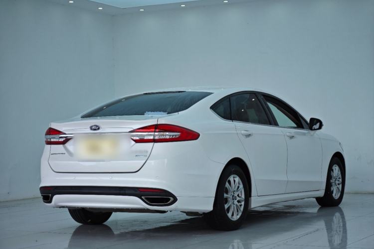Used Ford Mondeo 2017 EcoBoost 180 Comfort Model Exterior 5
