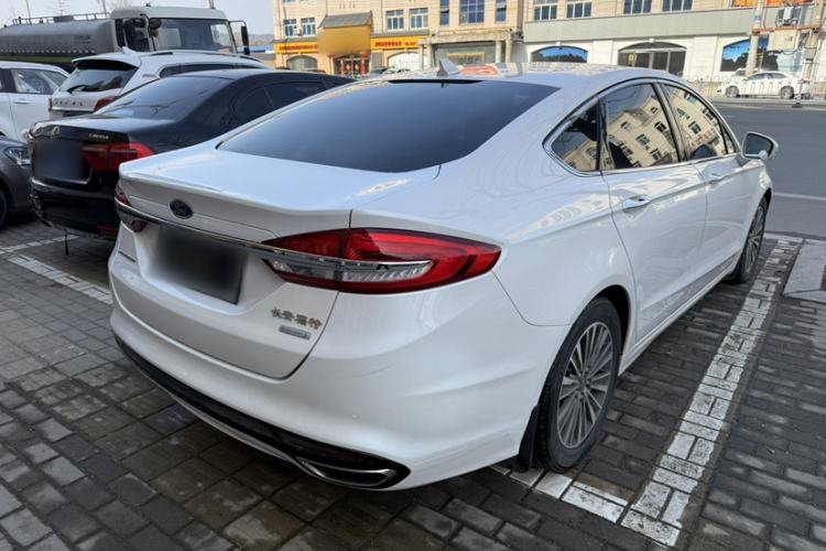 Used Ford Mondeo 2017 EcoBoost 180 Luxury Model Exterior 5