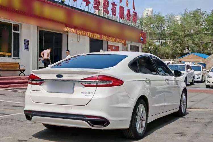 Used Ford Mondeo 2017 EcoBoost 180 Stylish Model Exterior 5
