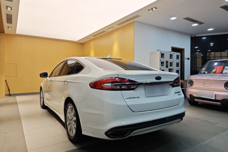 Used Ford Mondeo 2017 EcoBoost 180 Stylish Model Exterior 5