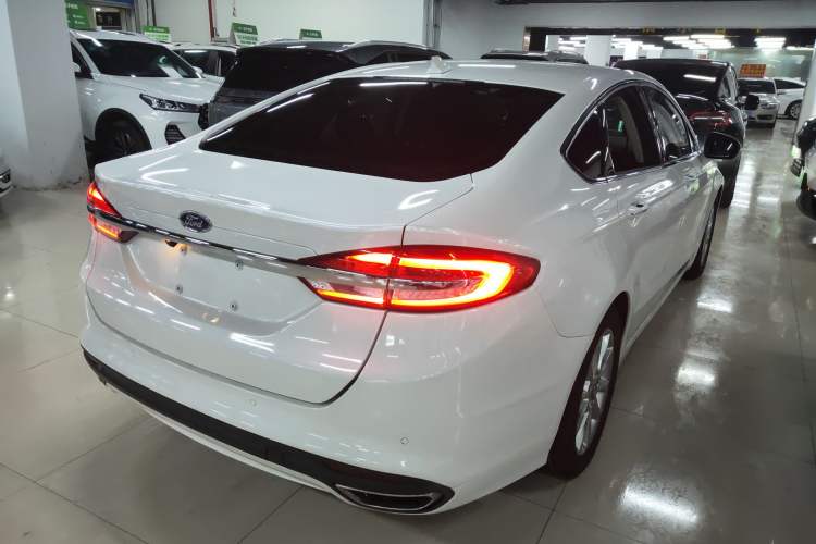 Used Ford Mondeo 2017 EcoBoost 180 Stylish Model Exterior 5