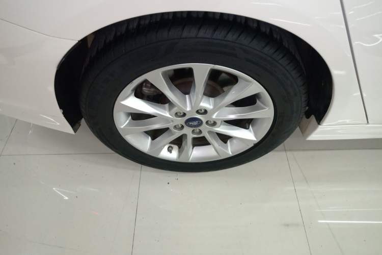 Used Ford Mondeo 2017 EcoBoost 200 Stylish Model Exterior 5