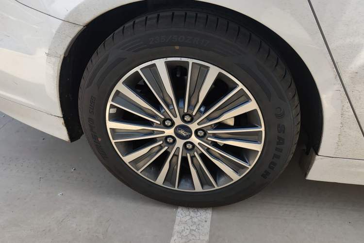 Used Ford Mondeo 2017 EcoBoost 180 Luxury Model Exterior 5