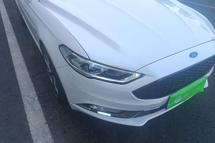 Used Ford Mondeo 2017 EcoBoost 245 Luxury Sport Model Exterior 6