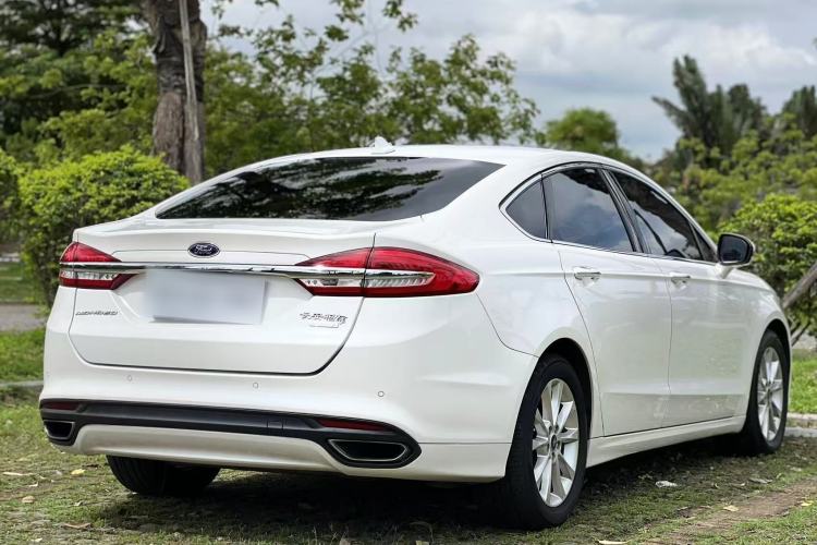 Used Ford Mondeo 2017 EcoBoost 200 Stylish Model Exterior 6