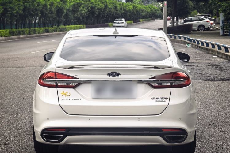 Used Ford Mondeo 2017 EcoBoost 200 Stylish Model Exterior 6