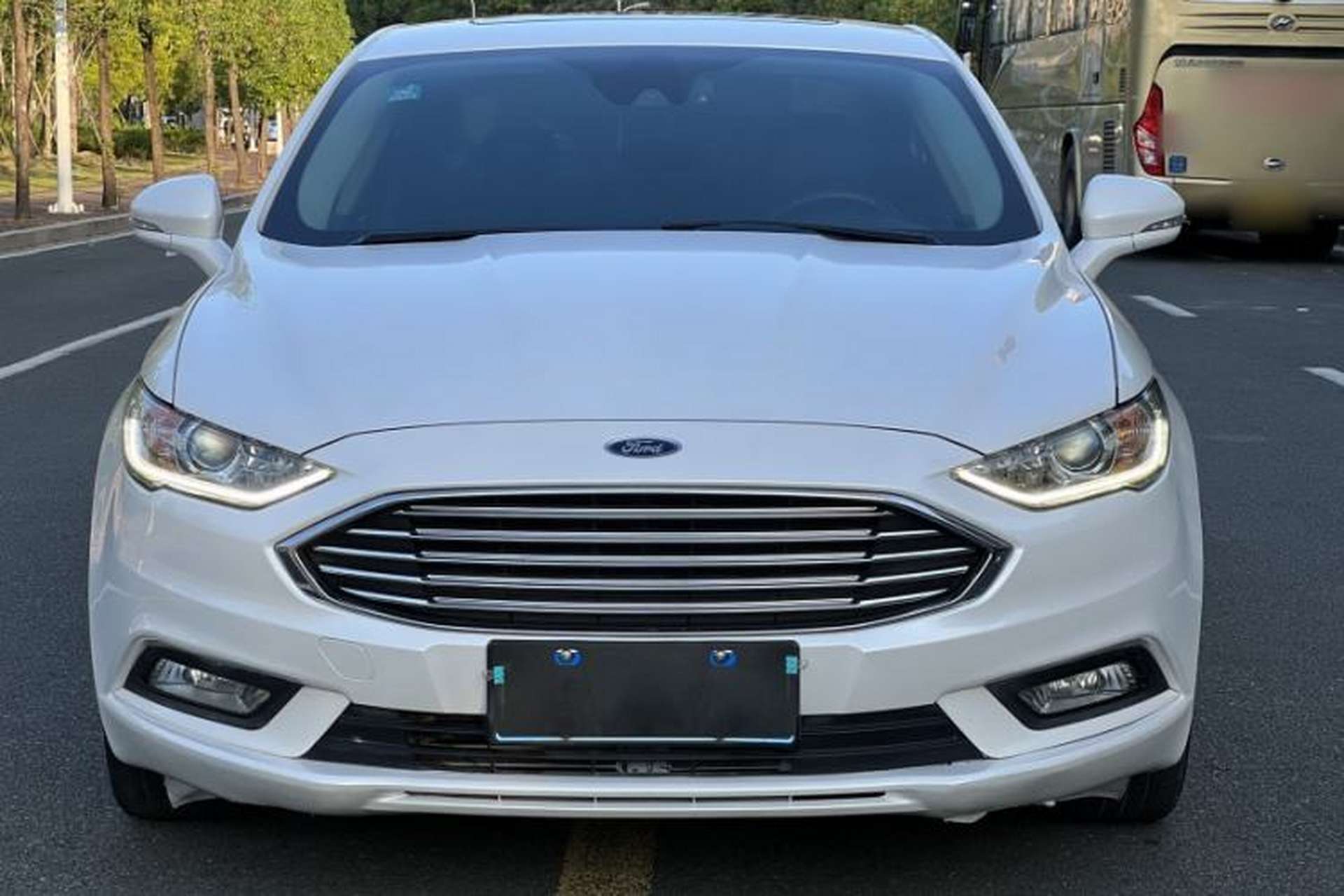 Used Ford Mondeo 2017 EcoBoost 200 Stylish Model Exterior 6
