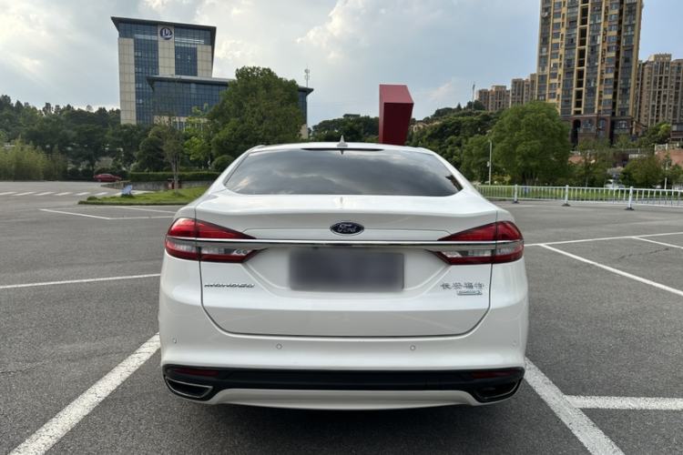 Used Ford Mondeo 2017 EcoBoost 200 Stylish Model Exterior 9