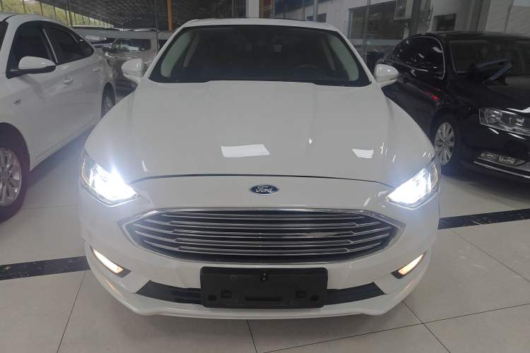 Used Ford Mondeo 2017 EcoBoost 200 Stylish Model Front