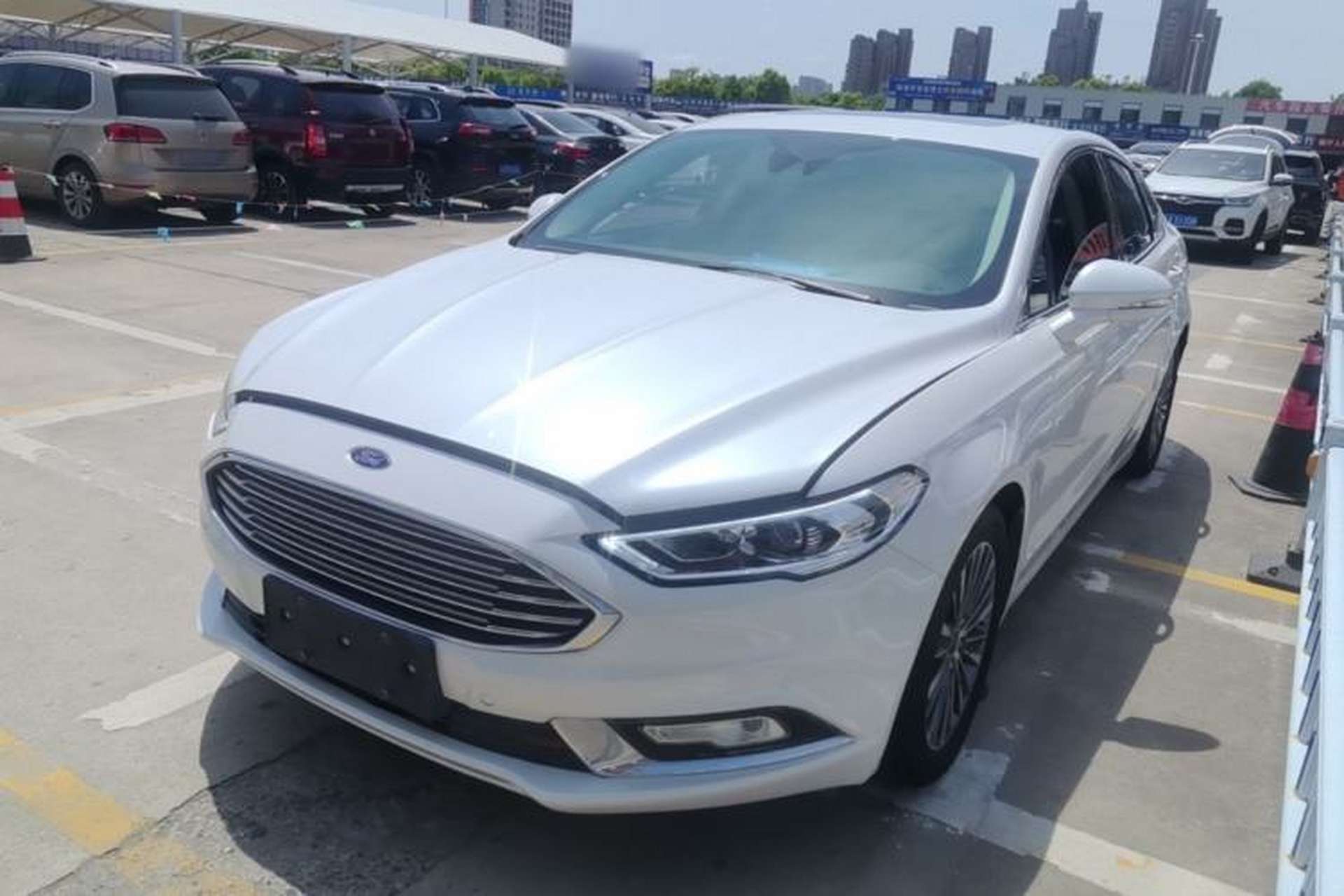 Used Ford Mondeo 2017 EcoBoost 180 Luxury Model Front Left 45 Deg