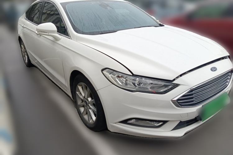 Used Ford Mondeo 2017 EcoBoost 180 Stylish Model Front Right 45 Deg
