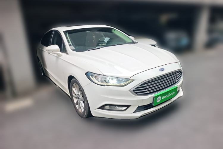 Used Ford Mondeo 2017 EcoBoost 180 Stylish Model Front Right 45 Deg