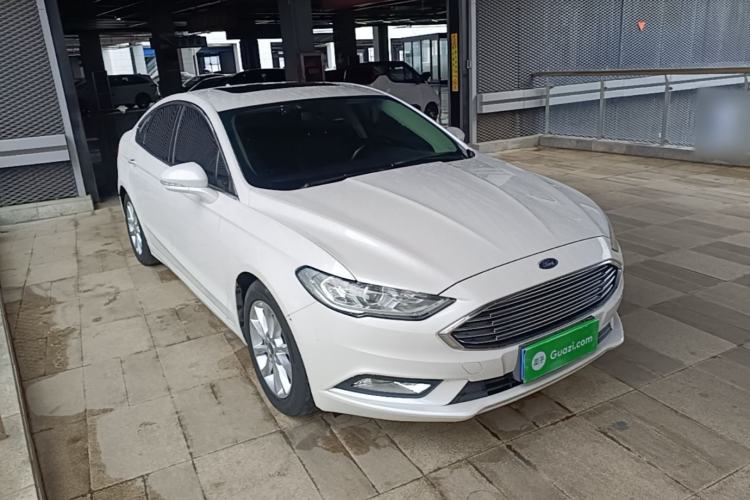 Used Ford Mondeo 2017 EcoBoost 180 Stylish Model Front Right 45 Deg