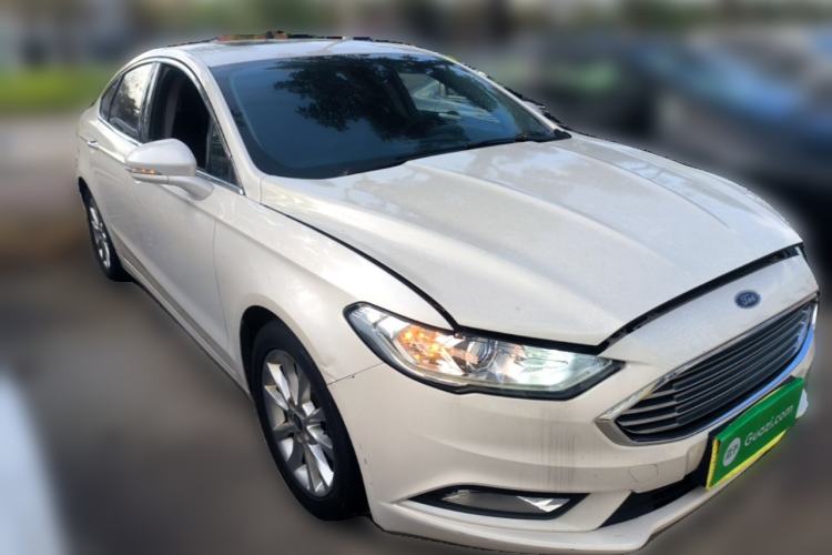 Used Ford Mondeo 2017 EcoBoost 180 Stylish Model Front Right 45 Deg
