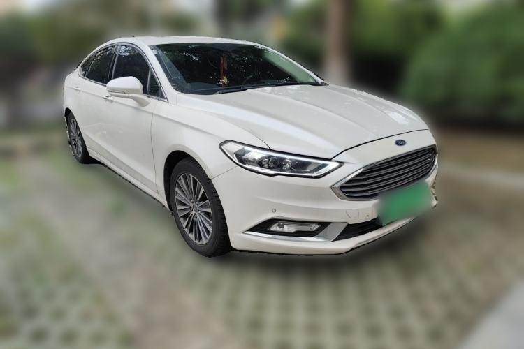 Used Ford Mondeo 2017 EcoBoost 180 Luxury Model Front Right 45 Deg