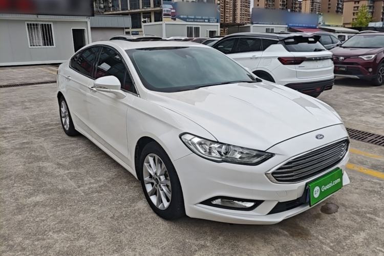 Used Ford Mondeo 2017 EcoBoost 180 Stylish Model Front Right 45 Deg
