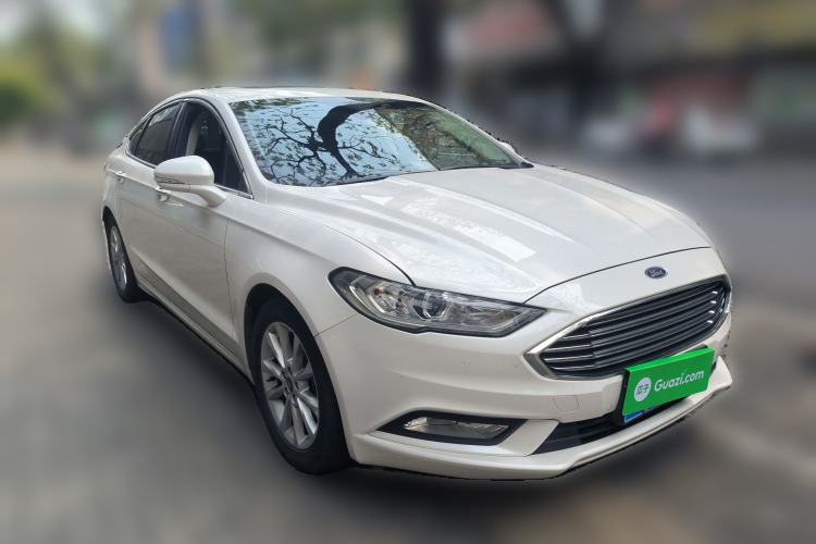Used Ford Mondeo 2017 EcoBoost 180 Stylish Model Front Right 45 Deg