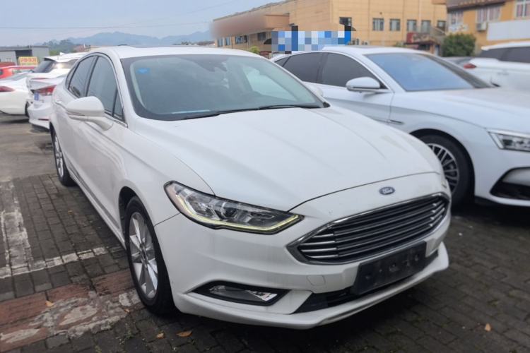 Used Ford Mondeo 2017 EcoBoost 200 Stylish Model Front Right 45 Deg