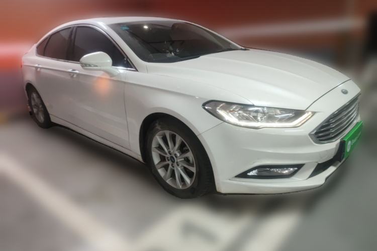 Used Ford Mondeo 2017 EcoBoost 180 Stylish Model Front Right 45 Deg
