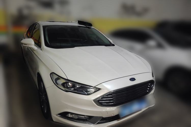 Used Ford Mondeo 2017 Facelifted EcoBoost 200 Luxury Version Front Right 45 Deg