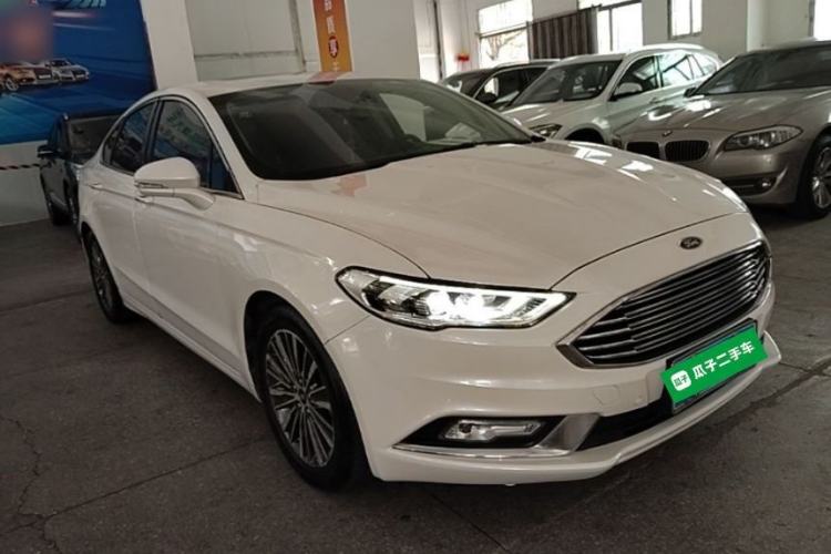 Used Ford Mondeo 2017 EcoBoost 180 Luxury Model Front Right 45 Deg
