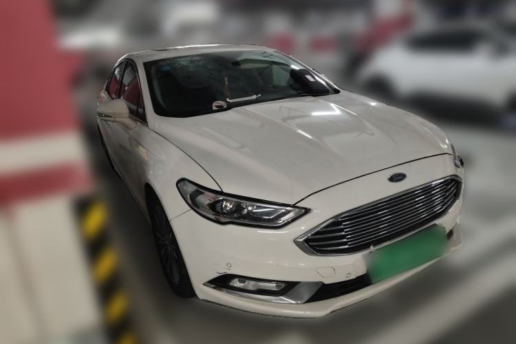 Used Ford Mondeo 2017 EcoBoost 200 Luxury Model Front Right 45 Deg