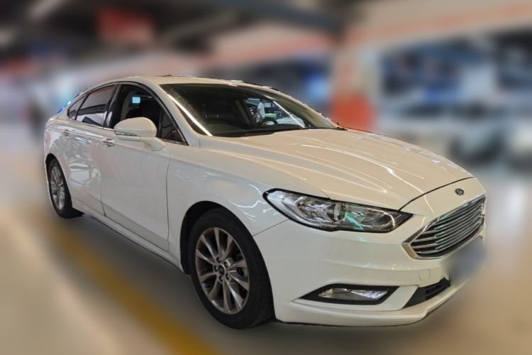 Used Ford Mondeo 2017 EcoBoost 180 Stylish Model Front Right 45 Deg
