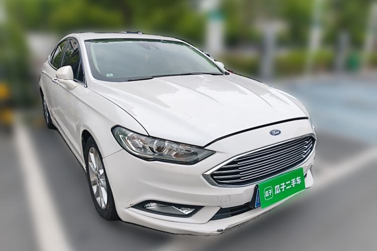 Used Ford Mondeo 2017 EcoBoost 180 Stylish Model Front Right 45 Deg