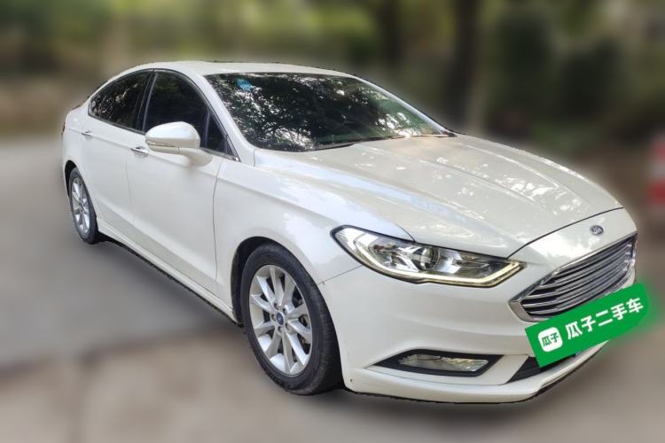 Used Ford Mondeo 2017 EcoBoost 180 Stylish Model Front Right 45 Deg