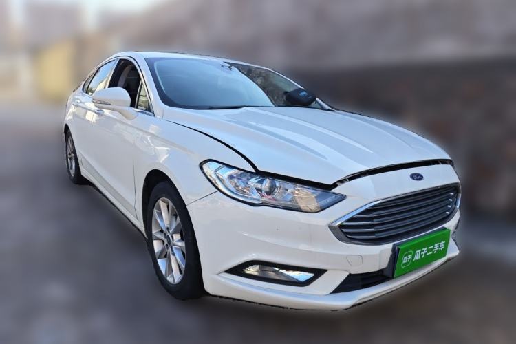 Used Ford Mondeo 2017 EcoBoost 180 Stylish Model Front Right 45 Deg