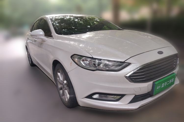 Used Ford Mondeo 2017 EcoBoost 180 Stylish Model Front Right 45 Deg