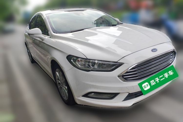 Used Ford Mondeo 2017 EcoBoost 180 Stylish Model Front Right 45 Deg