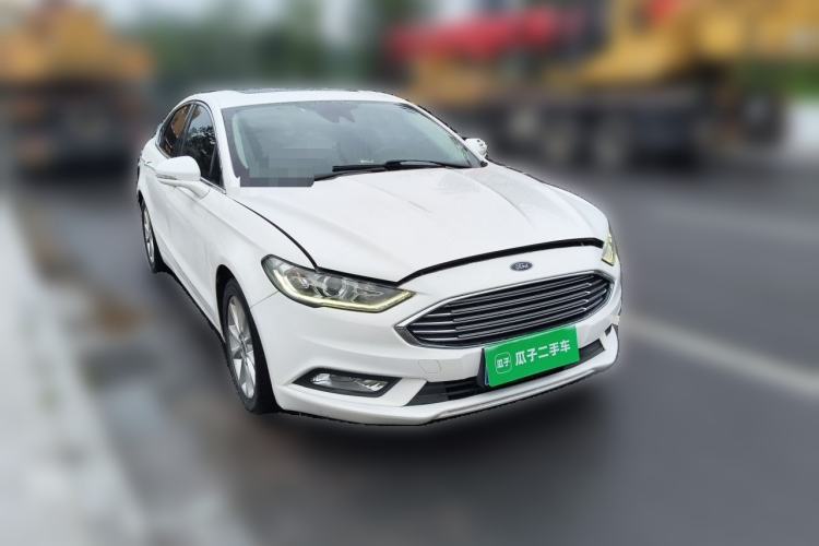 Used Ford Mondeo 2017 EcoBoost 180 Stylish Model Front Right 45 Deg