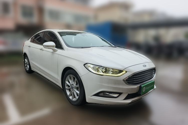 Used Ford Mondeo 2017 EcoBoost 180 Stylish Model Front Right 45 Deg