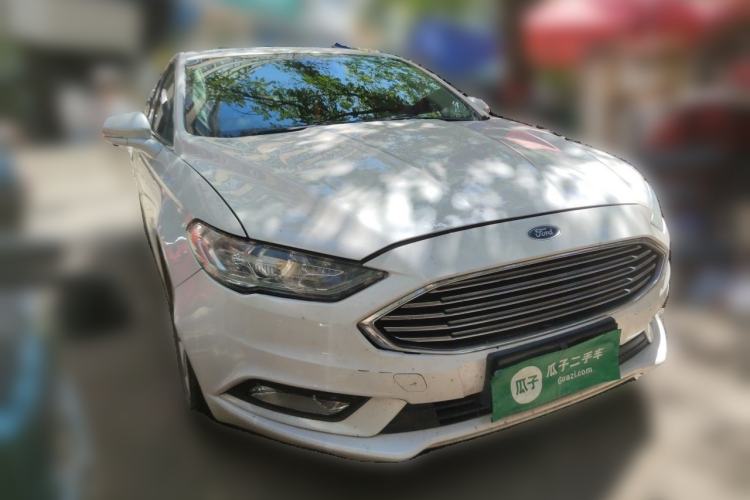 Used Ford Mondeo 2017 EcoBoost 180 Stylish Model Front Right 45 Deg