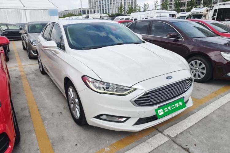 Used Ford Mondeo 2017 EcoBoost 180 Stylish Model Front Right 45 Deg