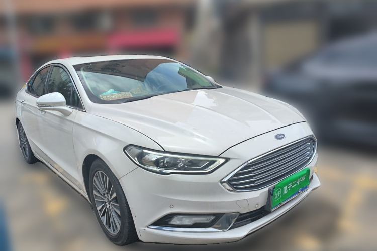 Used Ford Mondeo 2017 EcoBoost 180 Stylish Model Front Right 45 Deg